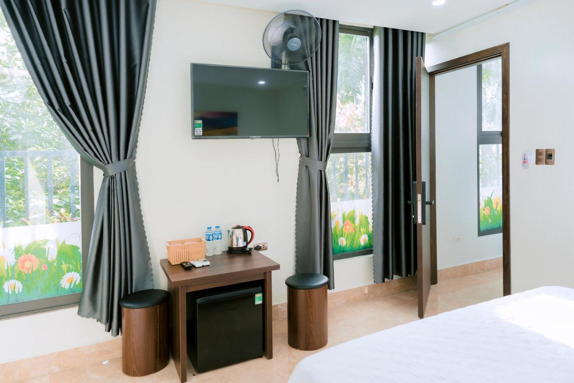 Thu Ha Hotel Uong Bi المظهر الخارجي الصورة